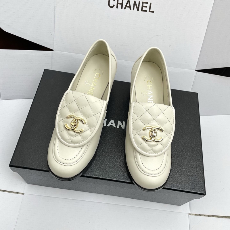 Ch**el loafers